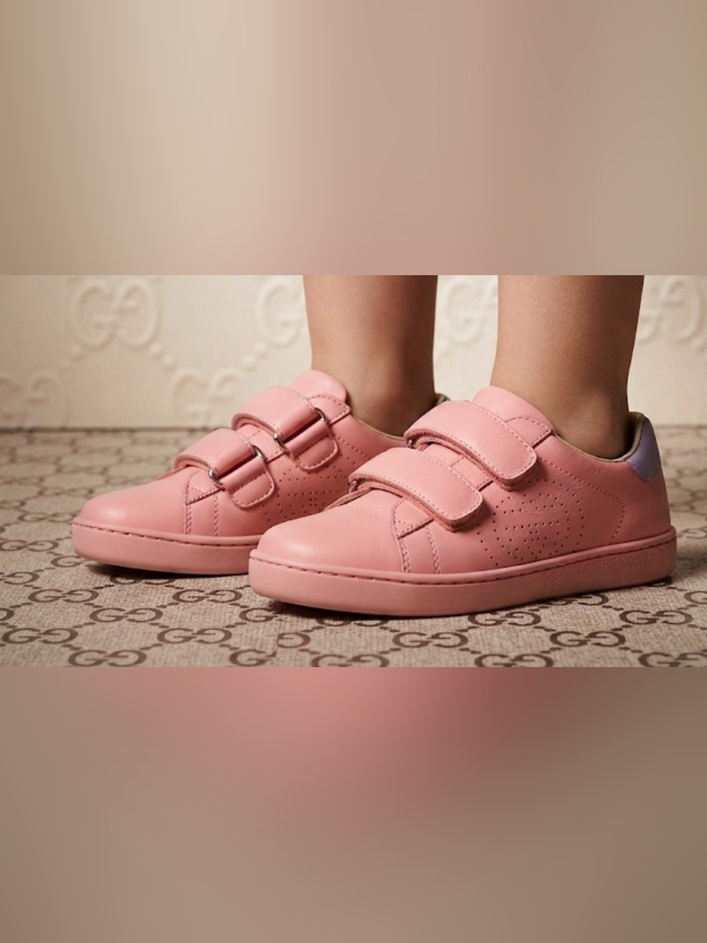 Authentic Gucci luxury designer GG baby girl pink leather sneakers SZ 10